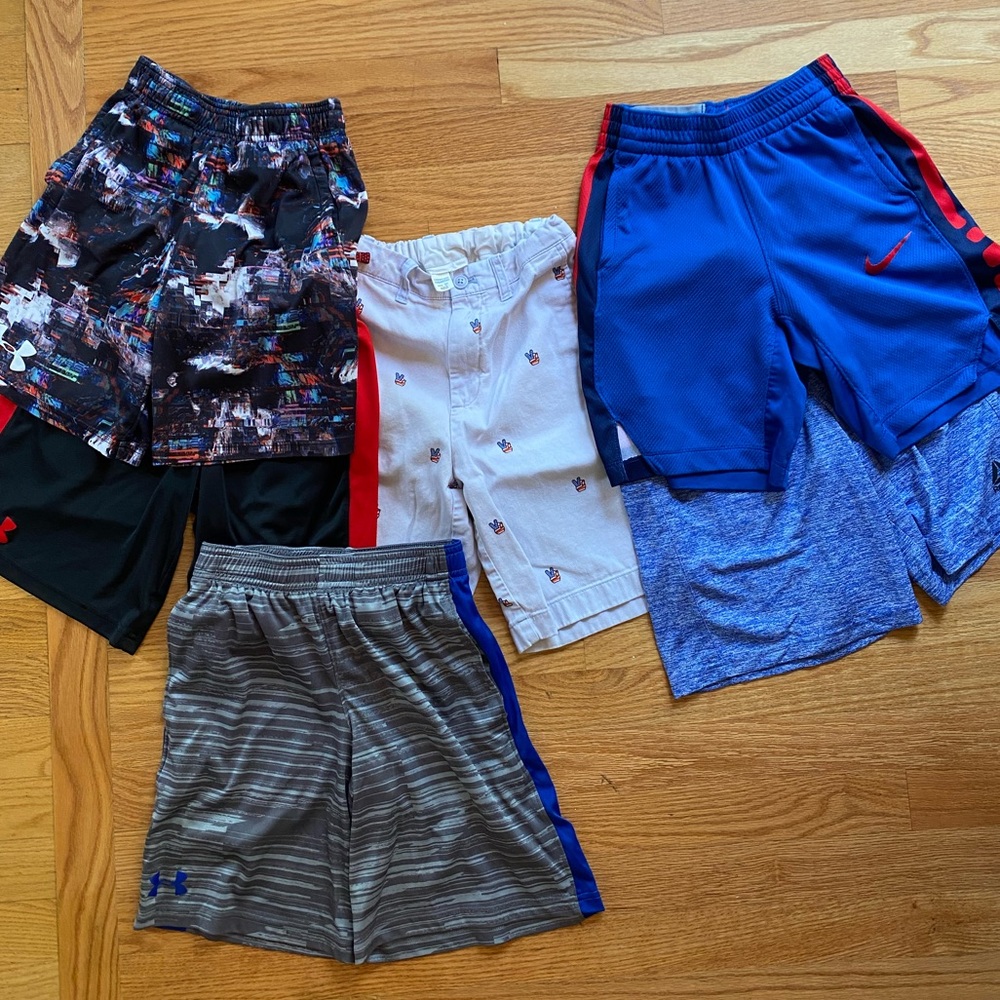 Lot of boys shorts size 10/MED UA, Nike, Crew Cuts